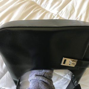 Salvatore Ferragamo Black Leather Shoulder Handbag
